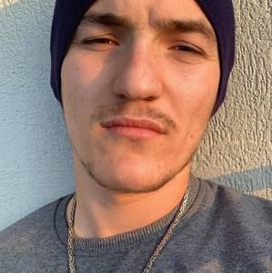Meet your Posher, Samed